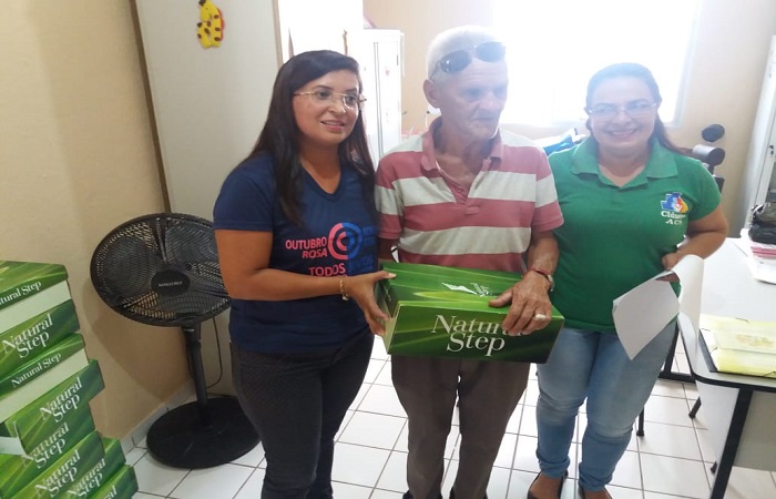 Prefeitura de Pedro II entrega calçados ortopédicos para pacientes de UBS - Imagem 3