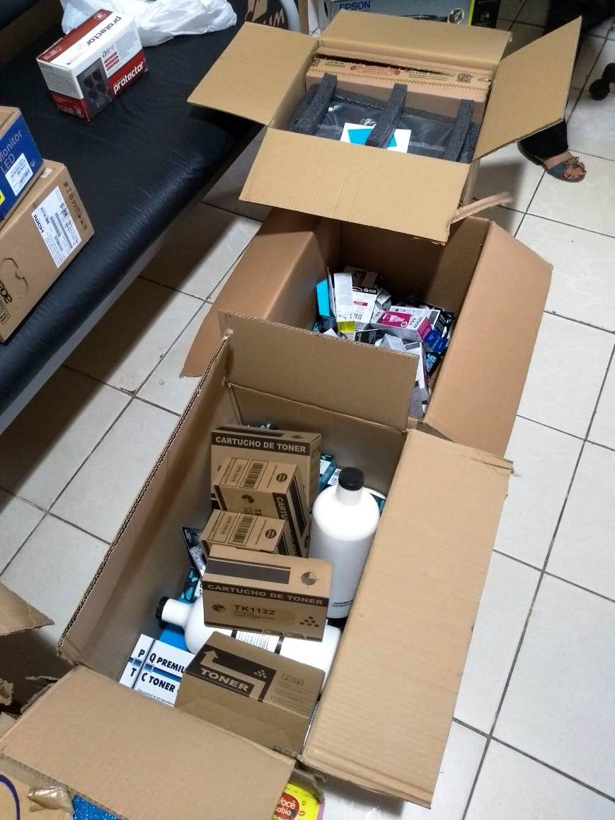 Prefeitura compra móveis, equipamentos, eletrônicos e material didático para todo setor social  - Imagem 16