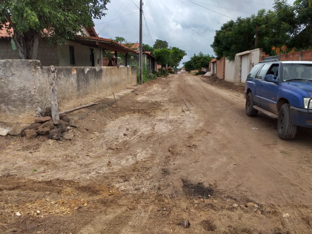 Bairro União recebe pavimentação em paralelepípedo pela prefeitura - Imagem 3