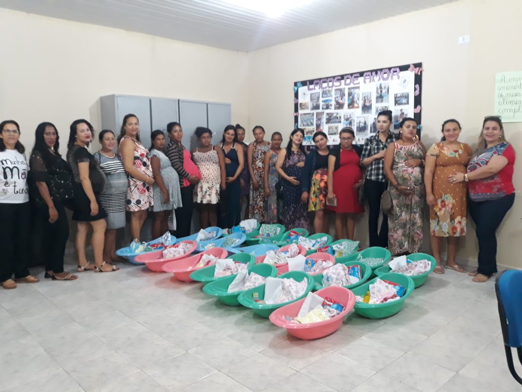 Programa “Laços de Amor” realiza entrega de enxovais a gestantes de Pedro II