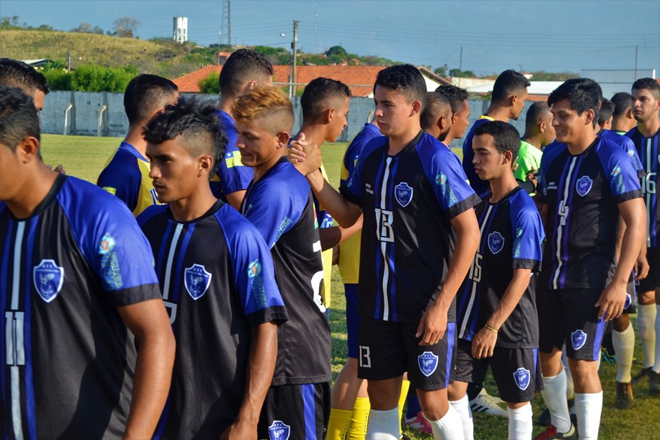Secretaria de esportes de Joaquim Pires realiza abertura do IV Regional de Futebol - Imagem 27