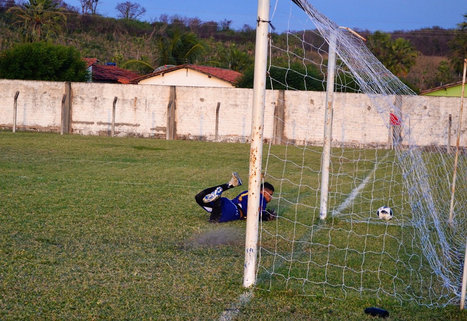 Secretaria de esportes de Joaquim Pires realiza abertura do IV Regional de Futebol - Imagem 64