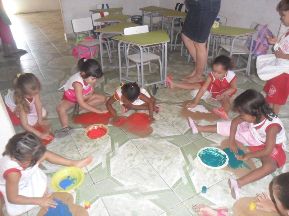 Educação municipal de Santo Inácio realiza semana da criança com muitas brincadeiras - Imagem 3
