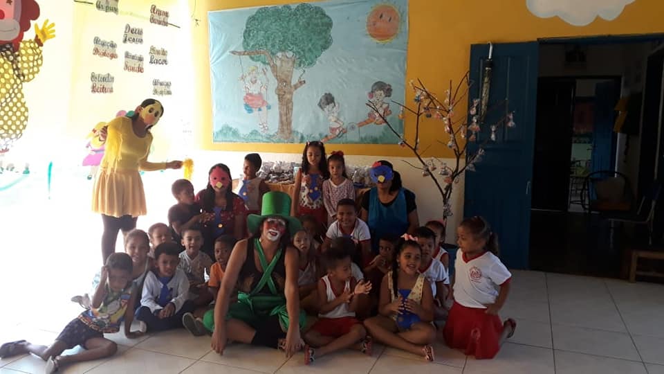 Educação municipal de Santo Inácio realiza semana da criança com muitas brincadeiras - Imagem 9