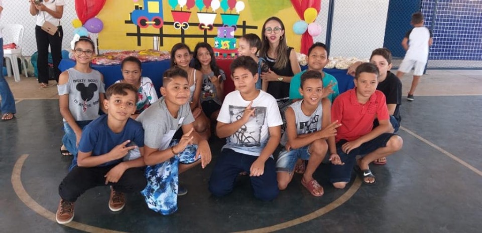 Educação municipal de Santo Inácio realiza semana da criança com muitas brincadeiras - Imagem 16