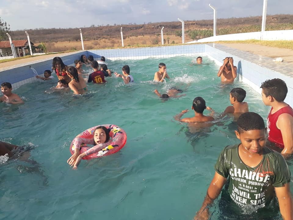 Educação municipal de Santo Inácio realiza semana da criança com muitas brincadeiras - Imagem 11