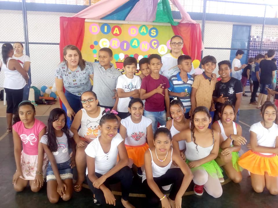 Educação municipal de Santo Inácio realiza semana da criança com muitas brincadeiras - Imagem 13