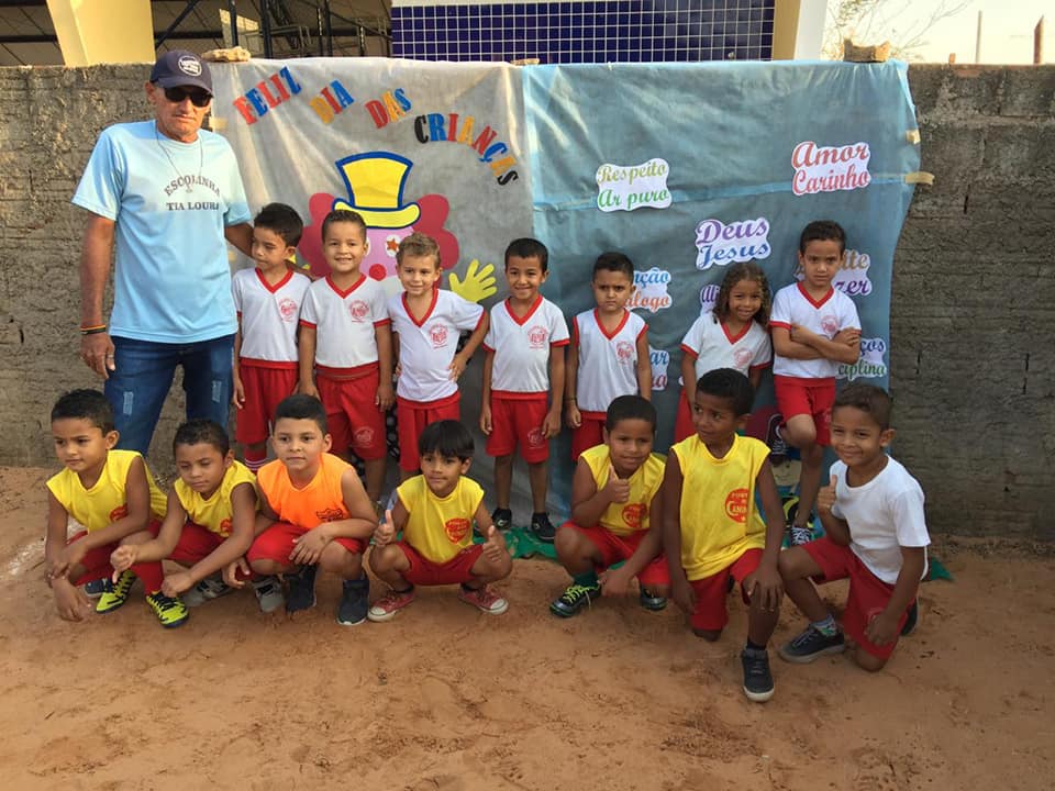 Educação municipal de Santo Inácio realiza semana da criança com muitas brincadeiras - Imagem 12