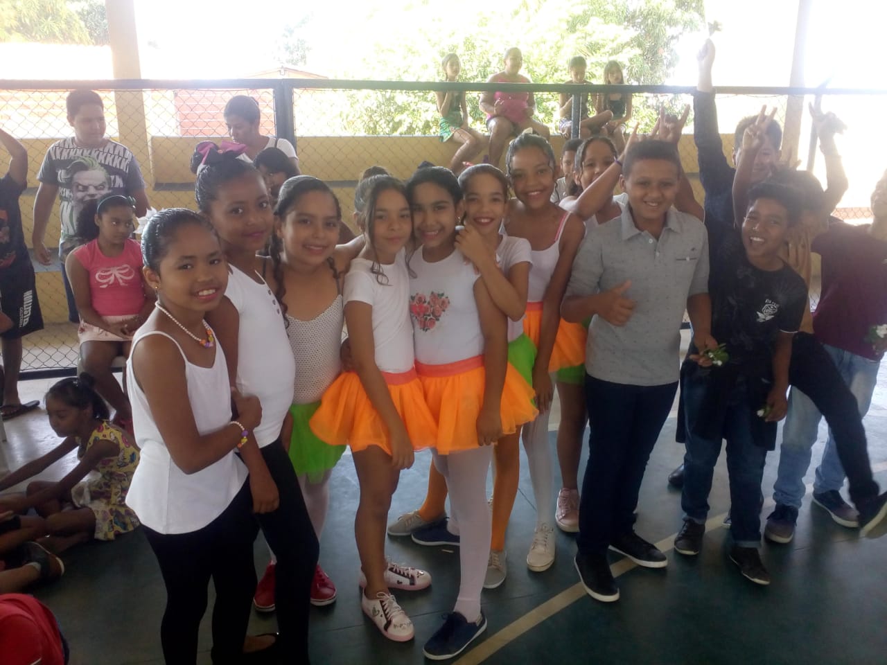 Educação municipal de Santo Inácio realiza semana da criança com muitas brincadeiras - Imagem 1