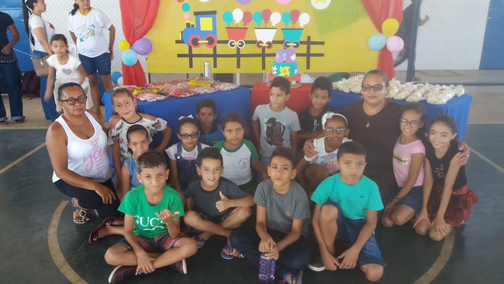 Educação municipal de Santo Inácio realiza semana da criança com muitas brincadeiras - Imagem 23