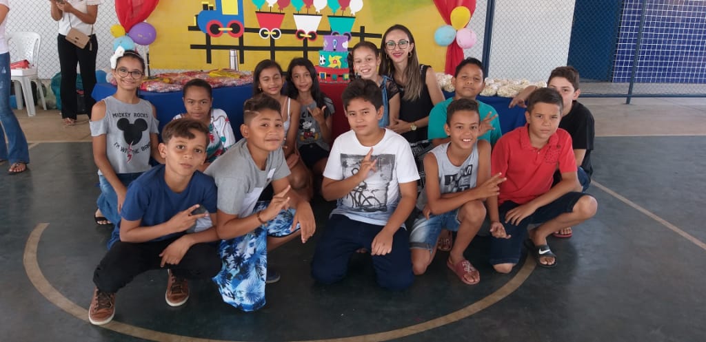 Educação municipal de Santo Inácio realiza semana da criança com muitas brincadeiras - Imagem 20
