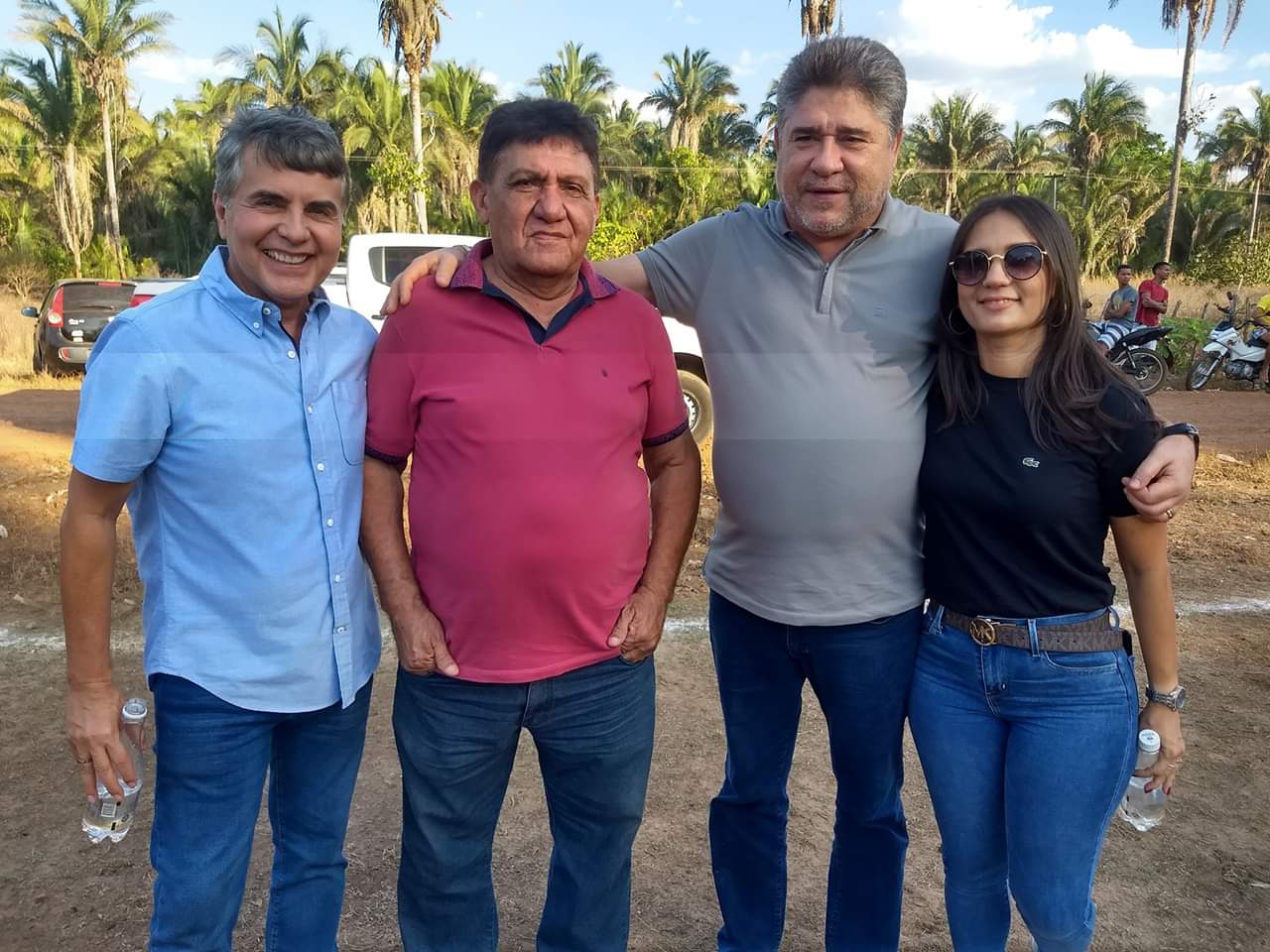 Prefeito João Luiz passa o feriado entregando serviços e participando de eventos - Imagem 53