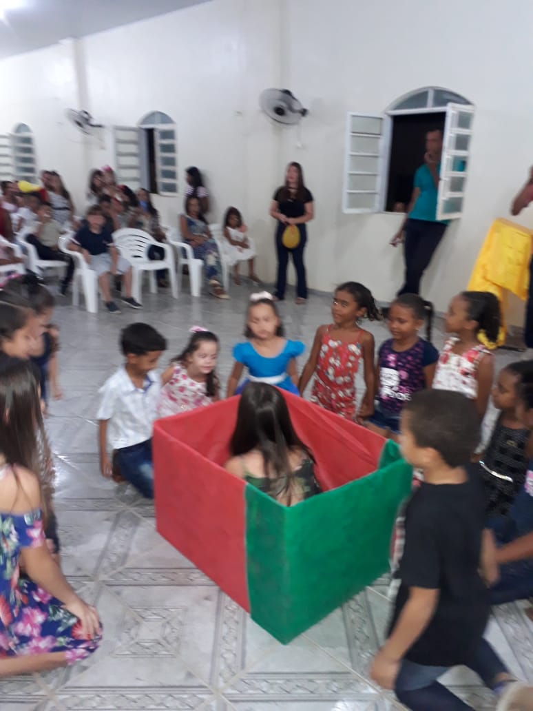 Primeira Igreja Batista de Santo Inácio realiza entrega de brinquedos no dia da criança - Imagem 11