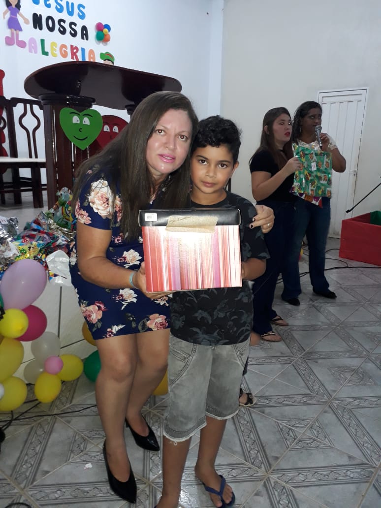 Primeira Igreja Batista de Santo Inácio realiza entrega de brinquedos no dia da criança - Imagem 20