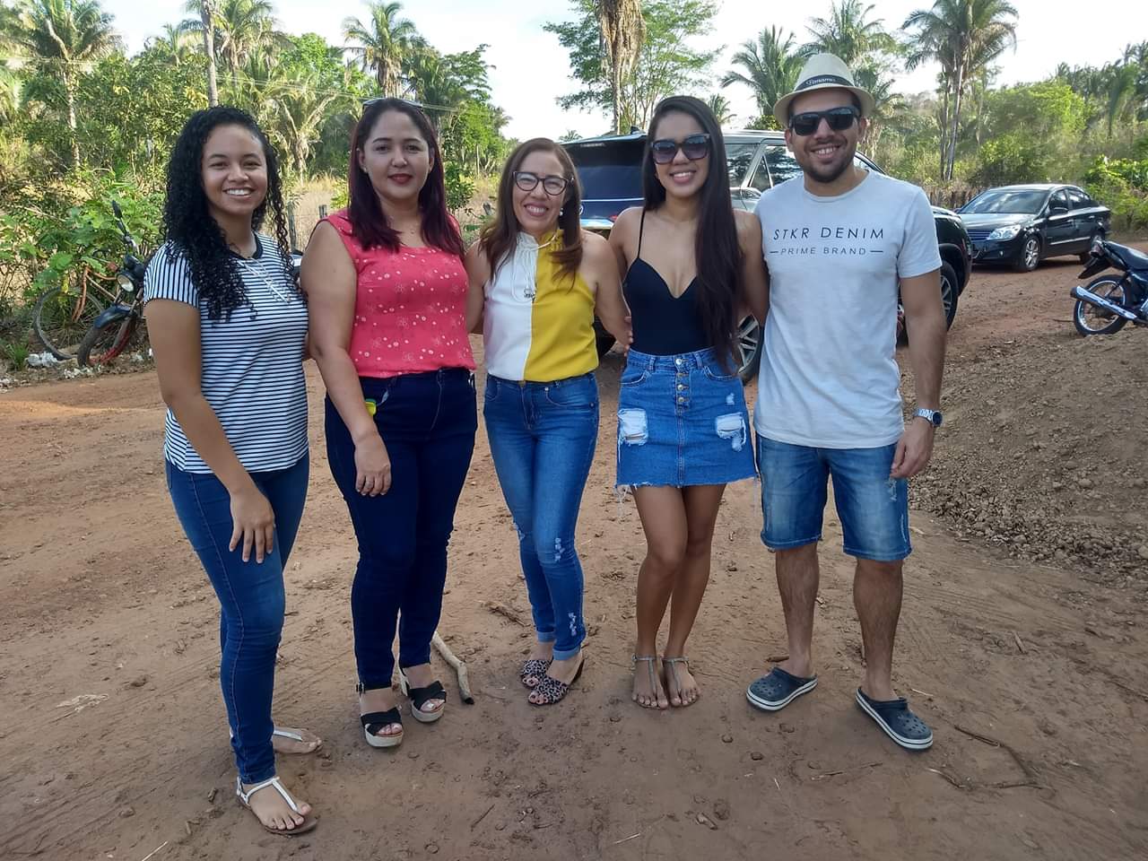 Prefeito João Luiz passa o feriado entregando serviços e participando de eventos - Imagem 43