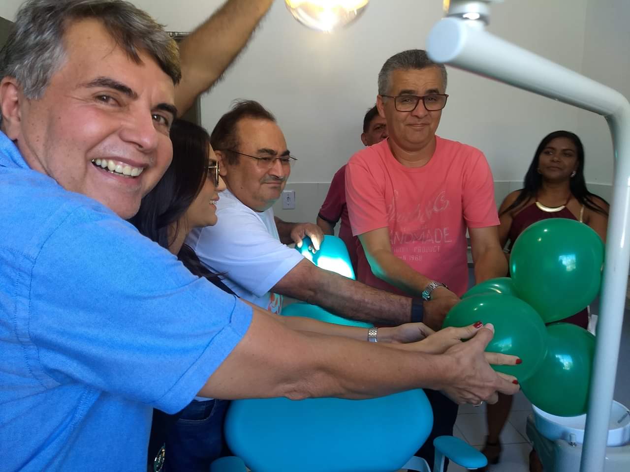 Prefeito João Luiz passa o feriado entregando serviços e participando de eventos - Imagem 31