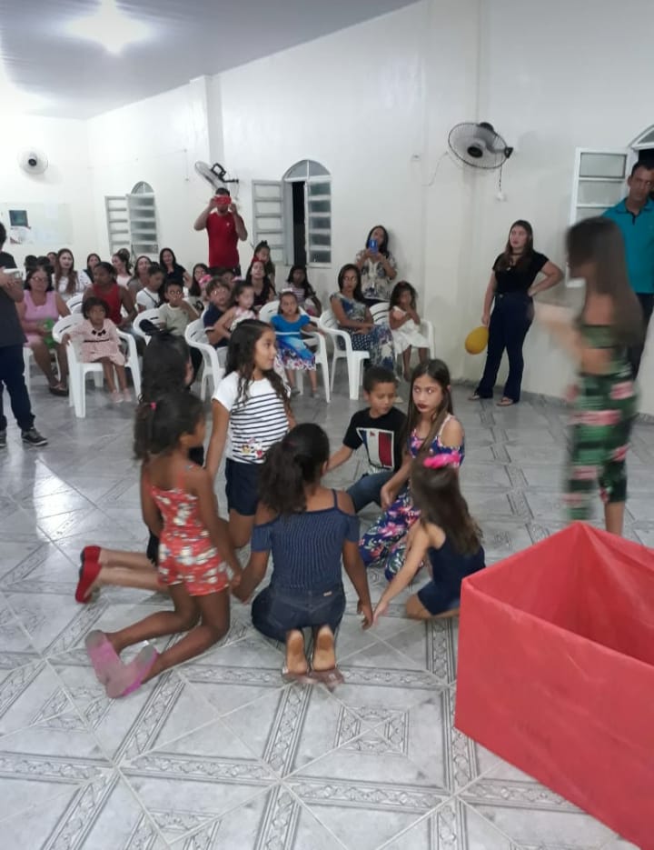 Primeira Igreja Batista de Santo Inácio realiza entrega de brinquedos no dia da criança - Imagem 7