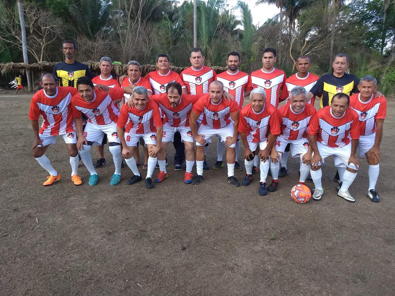 Prefeito João Luiz passa o feriado entregando serviços e participando de eventos - Imagem 40