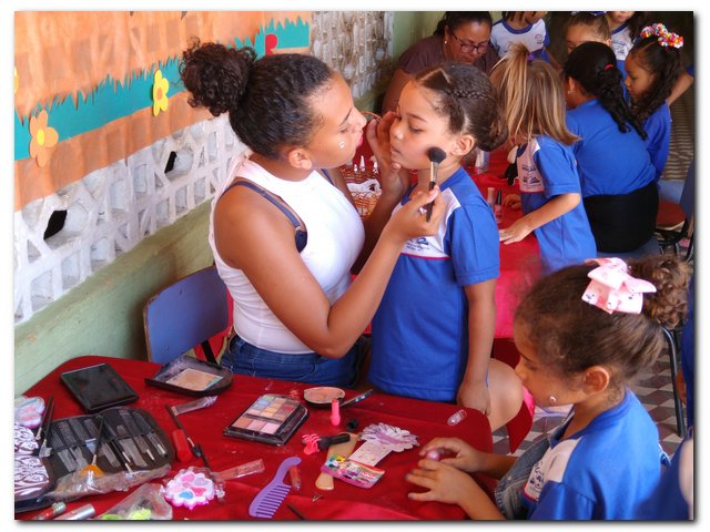 Escola Municipal Arlindo Cipriano Leal comemorou o Dia da Criança  - Imagem 7