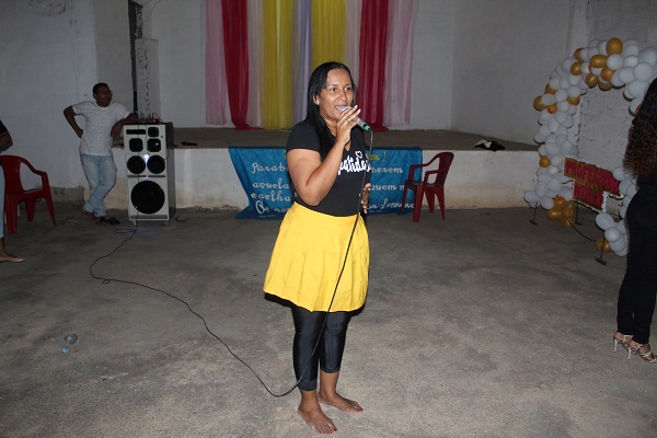 Professores são homenageados durante caminhada em Santo Inácio  - Imagem 41