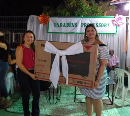 SEMEC de Uruçuí comemora  festa dos Professores em grande estilo