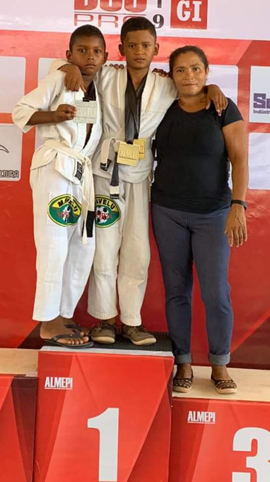 Prefeito João Luiz investe e apoia os atletas do município - Imagem 9