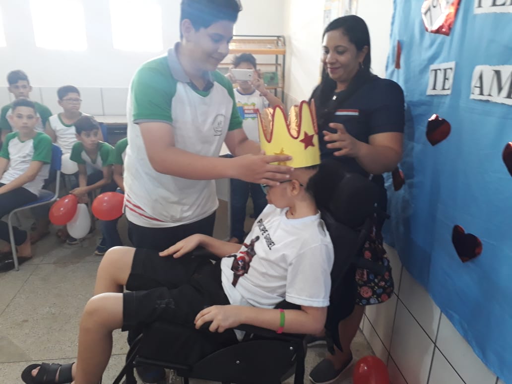 Alunos e professores fazem homenagem e acolhem o adolescente Felipe Gabriel   - Imagem 13