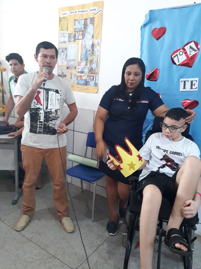 Alunos e professores fazem homenagem e acolhem o adolescente Felipe Gabriel   - Imagem 17