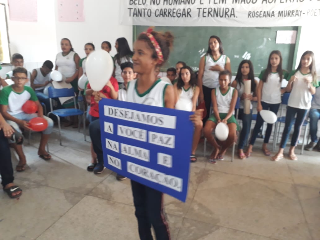 Alunos e professores fazem homenagem e acolhem o adolescente Felipe Gabriel   - Imagem 12