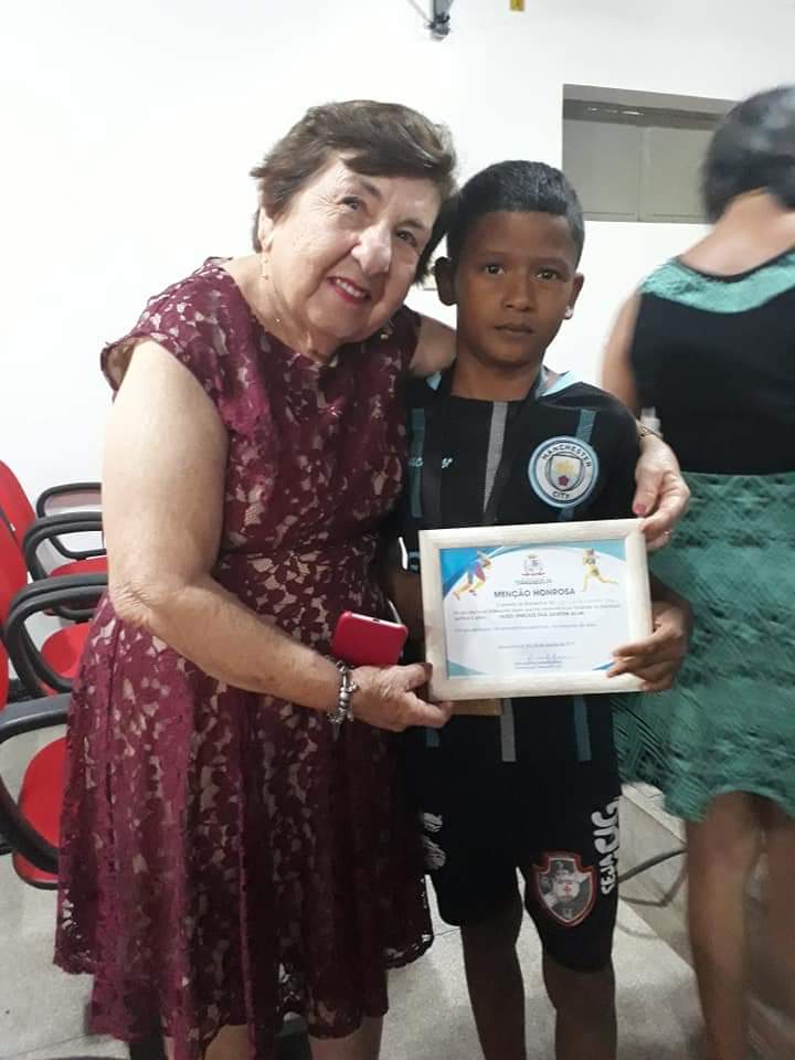 Uma manhã de homenagens, surpresas e emoções - Imagem 23