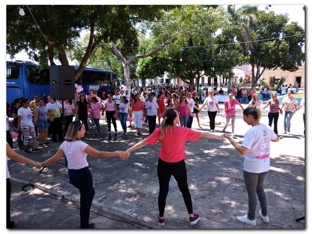 Evento em alusão ao Outubro Rosa  - Imagem 11