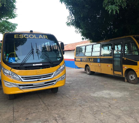 A Prefeitura Municipal de Uruçuí fez a aquisição de quatro Ônibus escolares novos