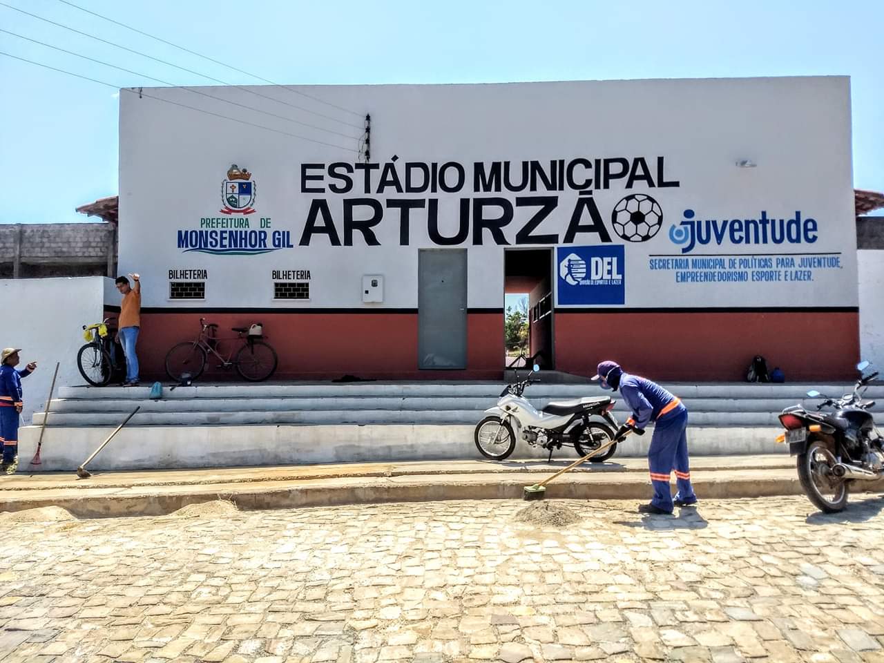 Recuperando e construindo novos equipamentos em Monsenhor Gil - Imagem 2