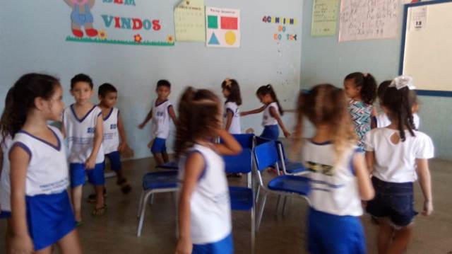 Escolas da Rede Municipal de Educação de Dom Expedito Lopes comemoram a Semana da Criança. - Imagem 23