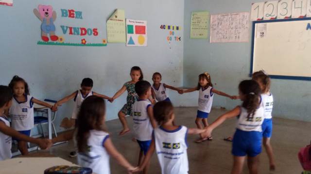 Escolas da Rede Municipal de Educação de Dom Expedito Lopes comemoram a Semana da Criança. - Imagem 21