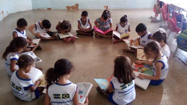 Escolas da Rede Municipal de Educação de Dom Expedito Lopes comemoram a Semana da Criança. - Imagem 12
