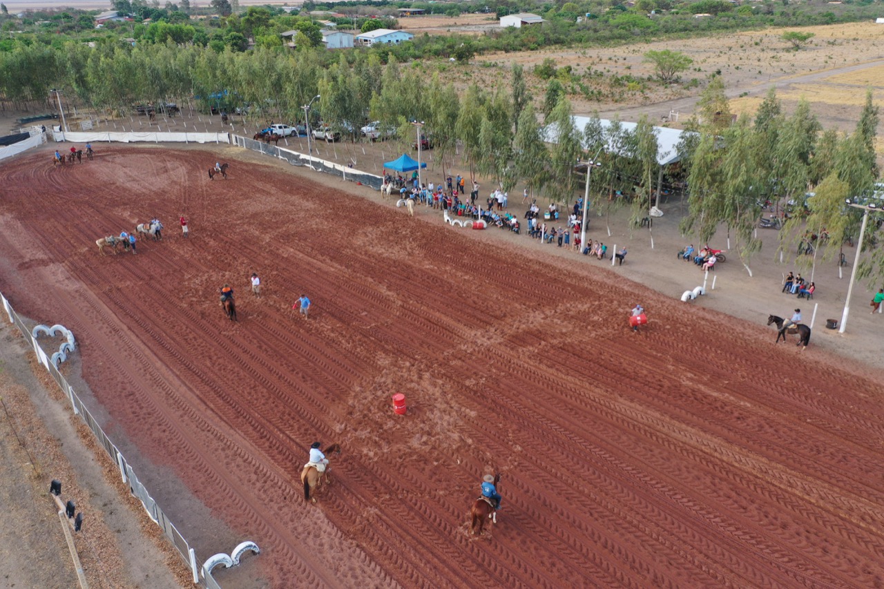 Rodeio em Nova Santa Rosa atrai competidores da Bahia, Maranhão e Rio Grande do Sul - Imagem 1
