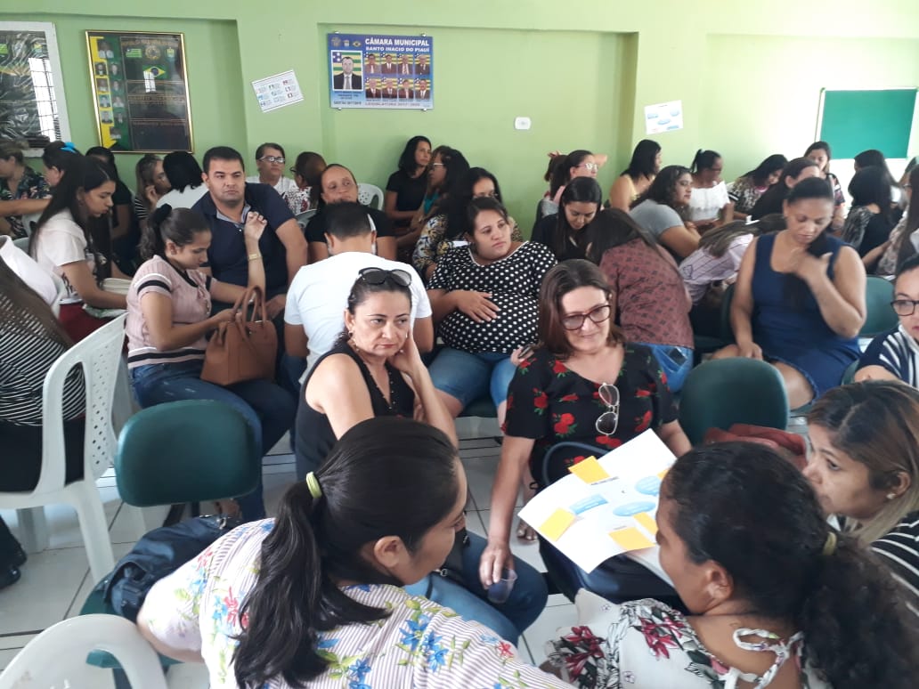 Secretaria municipal de educação de Santo Inácio realiza formação continuada para professores  - Imagem 5