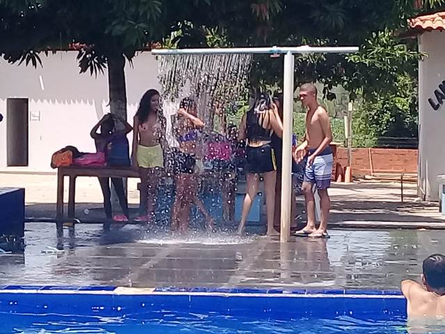 Scretaria de Assistência social de Dom Expedito Lopes promove confraternização para crianças e adolescentes. - Imagem 27