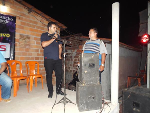 Rádio Cruzeiro AM concretiza campanha solidária com entrega de cestas de alimento  - Imagem 18