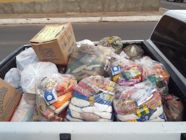 Rádio Cruzeiro AM concretiza campanha solidária com entrega de cestas de alimento  - Imagem 5
