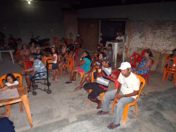 Rádio Cruzeiro AM concretiza campanha solidária com entrega de cestas de alimento  - Imagem 8