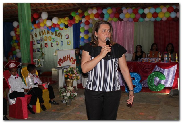 Escola Monsenhor Lopes realiza festa de formatura - Imagem 17