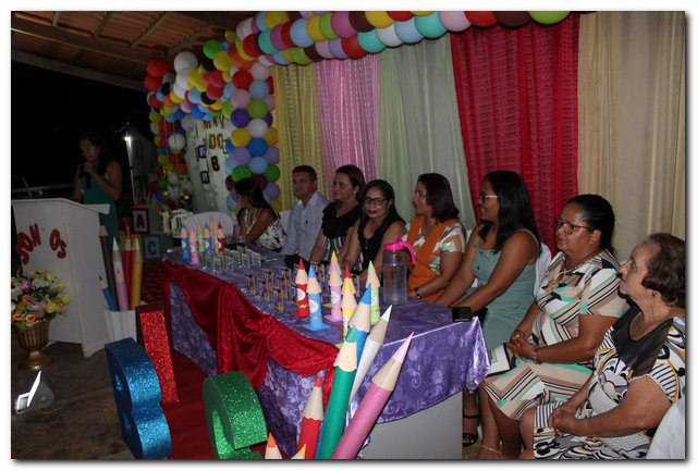 Escola Monsenhor Lopes realiza festa de formatura - Imagem 10