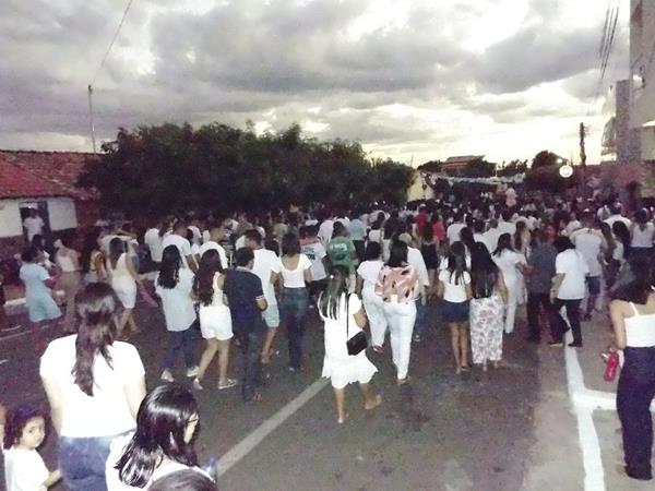 Procissão marca o início do festejo da Imaculada Conceição em Pedro II  - Imagem 5