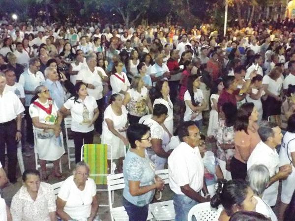 Procissão marca o início do festejo da Imaculada Conceição em Pedro II  - Imagem 41