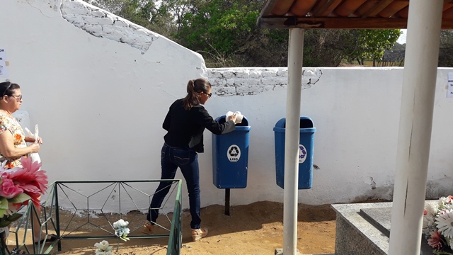 Dia de Finados em DEL – Visitantes foram surpreendidos nos cemitérios com organização, limpeza e missa. - Imagem 69