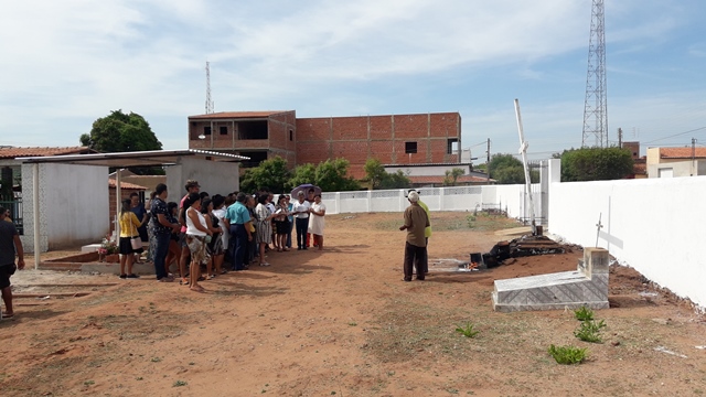 Dia de Finados em DEL – Visitantes foram surpreendidos nos cemitérios com organização, limpeza e missa. - Imagem 20