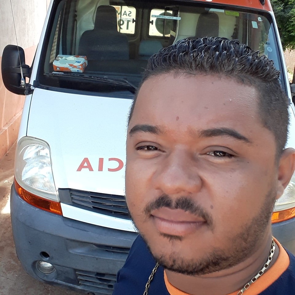 Motorista do SAMU de Santo Inácio morre após sofrer acidente na PI-242 que liga acidade de Wall Ferraz a Santo Inácio  - Imagem 4