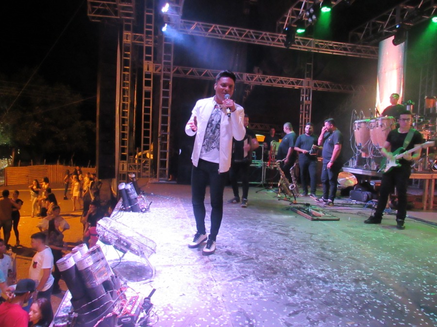 Lagosta Bronzeada, João Veloso e Banda Talismã animam a 1ª noite da 29º da Festa do Leite de São José do Divino - Imagem 15